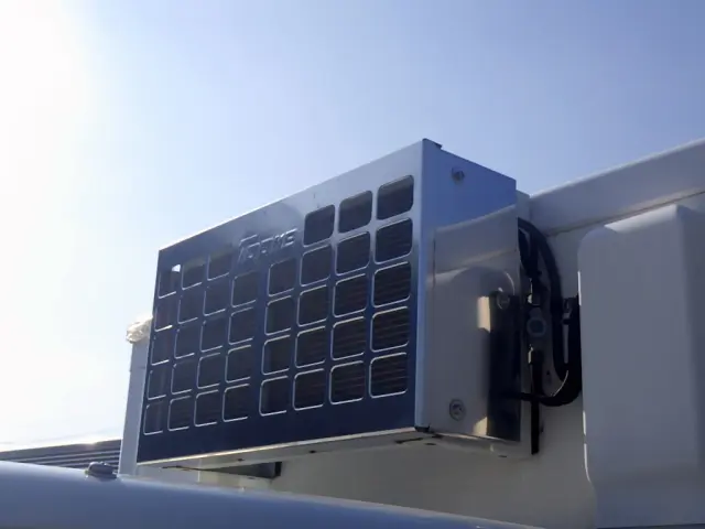 三菱 キャンター TPG-FBA20(2WD)の写真34