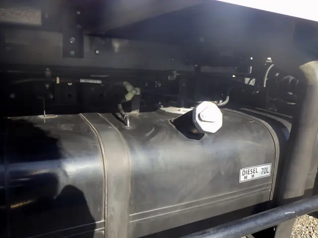 三菱 キャンター TPG-FBA20(2WD)の写真35