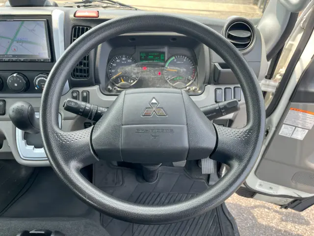 三菱 キャンター 2TG-FBA00(2WD)の写真17