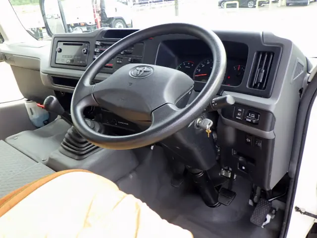 トヨタ コースター SPG-XZB60(2WD)の写真37