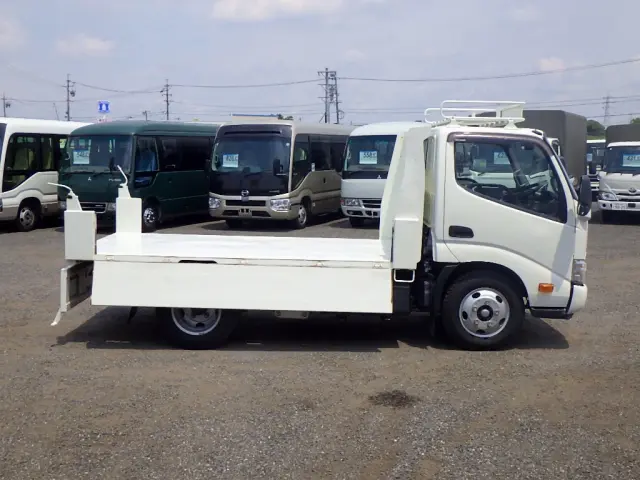 日野 デュトロ 2RG-XZU600T(2WD)の写真11