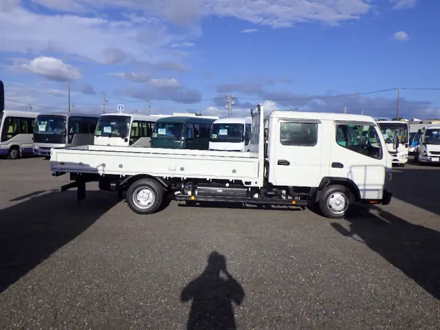 三菱 キャンター 2PG-FEB50(2WD)の写真4