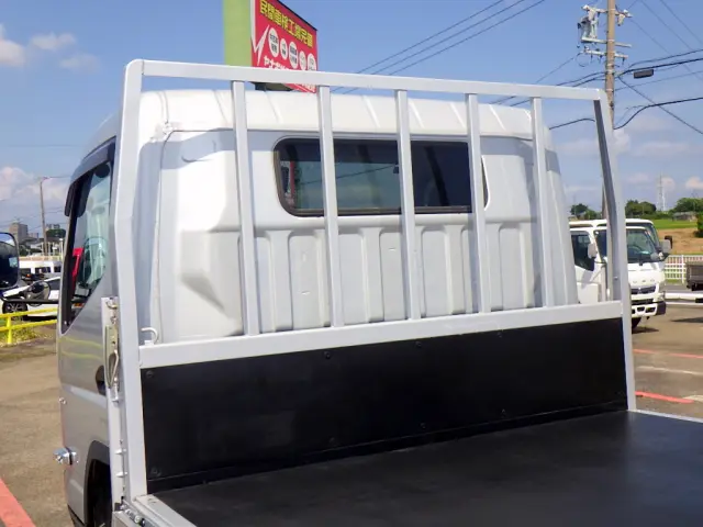 三菱 キャンター 2PG-FEBS0(2WD)の写真10
