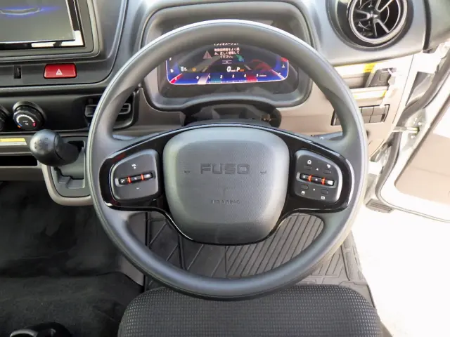 三菱 キャンター 2PG-FEBS0(2WD)の写真12