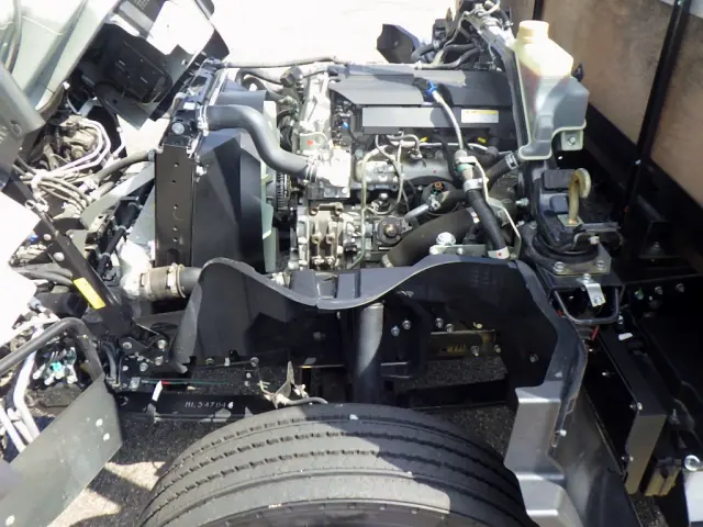 三菱 キャンター 2PG-FEBS0(2WD)の写真24