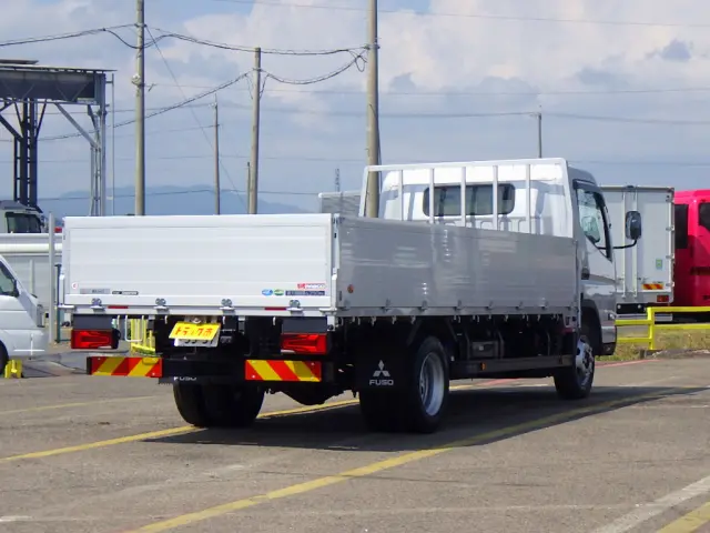 三菱 キャンター 2PG-FEBS0(2WD)の写真27