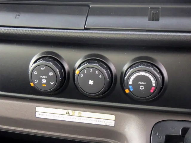 三菱 キャンター 2PG-FEBS0(2WD)の写真50