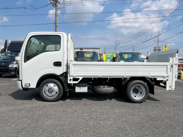 マツダ タイタン 2TG-LKR88AF(2WD)の写真3