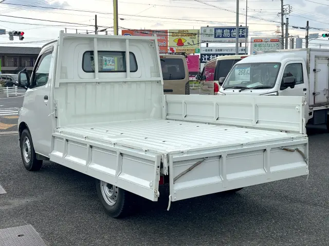トヨタ タウンエーストラック 5BF-S413U(4WD)の写真7