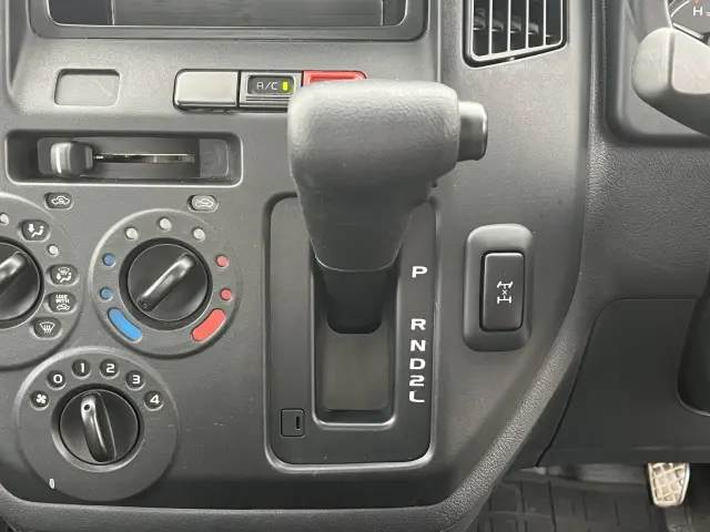 トヨタ タウンエーストラック 5BF-S413U(4WD)の写真16
