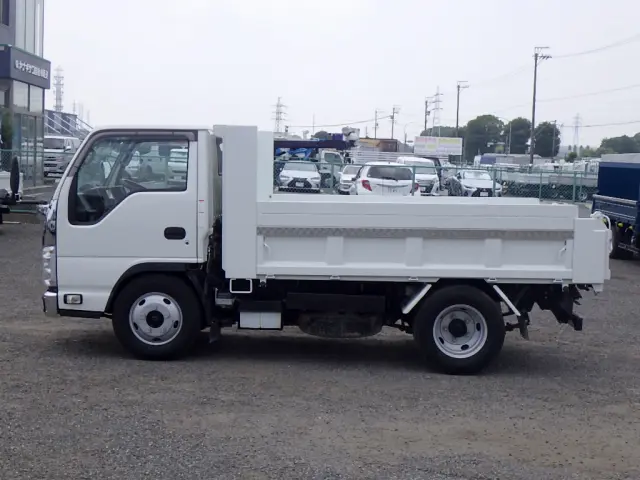 日産 アトラス 2RG-AKR88AD(2WD)の写真4