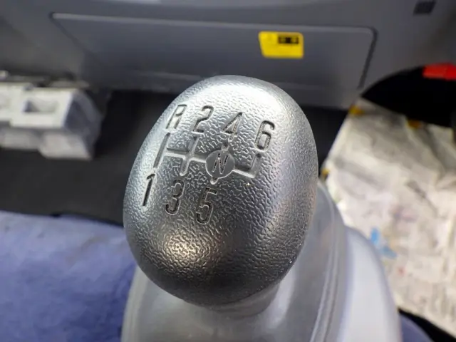 いすゞ エルフ TKG-NPR85AN(2WD)の写真19