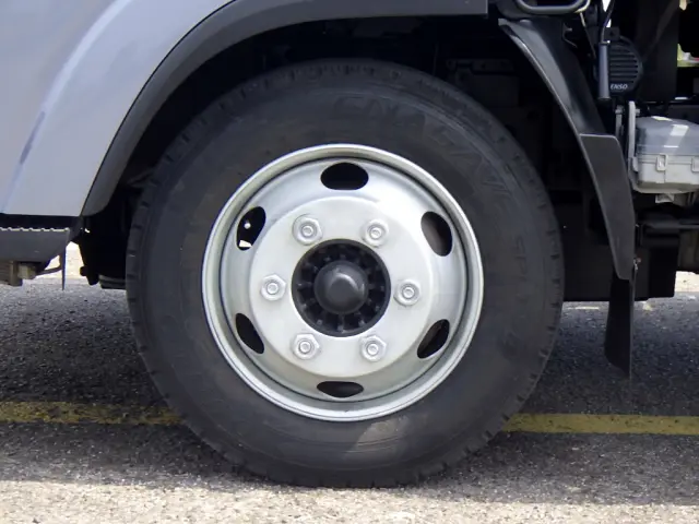 いすゞ エルフ TKG-NPR85AN(2WD)の写真24