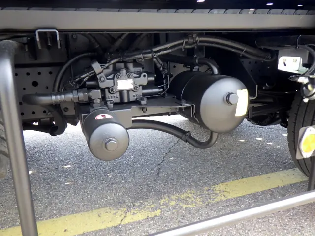 いすゞ エルフ TKG-NPR85AN(2WD)の写真46