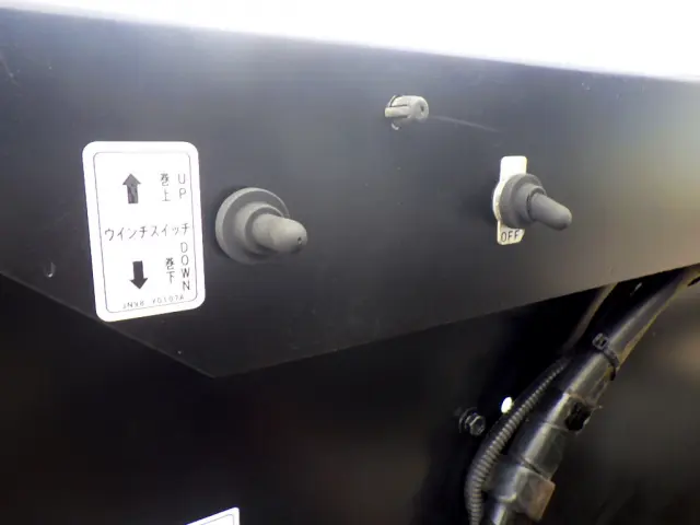 いすゞ エルフ TKG-NPR85AN(2WD)の写真47