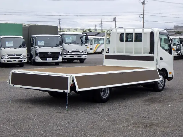 日野 デュトロ 2WG-XZU713M(2WD)の写真9