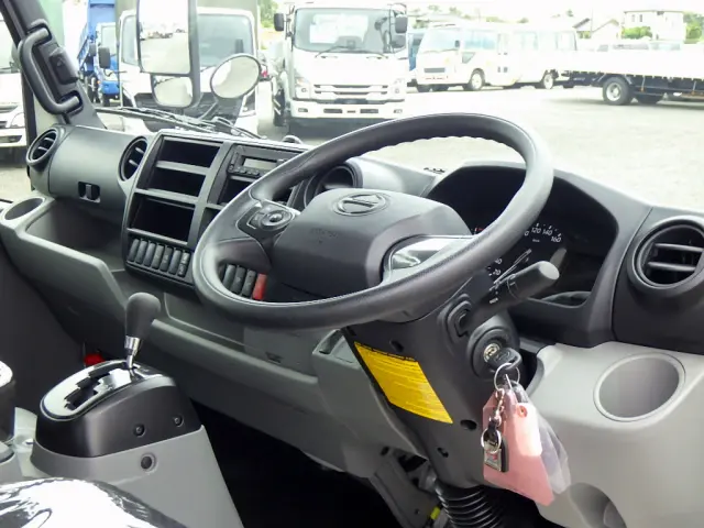 日野 デュトロ 2WG-XZU713M(2WD)の写真19