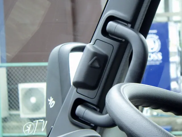 日野 デュトロ 2WG-XZU713M(2WD)の写真27