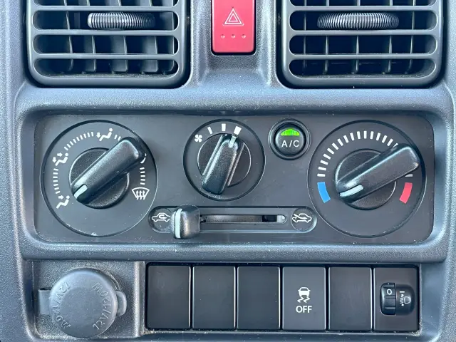 スズキ キャリイ 3BD-DA16T(2WD)の写真23