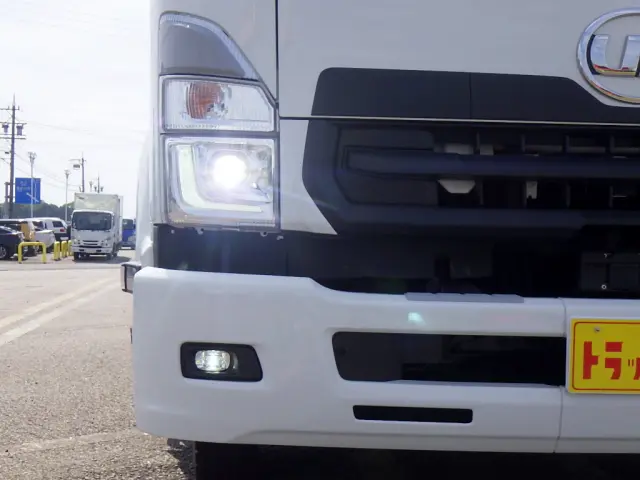 UD コンドル 2RG-BRR90T2(2WD)の写真3
