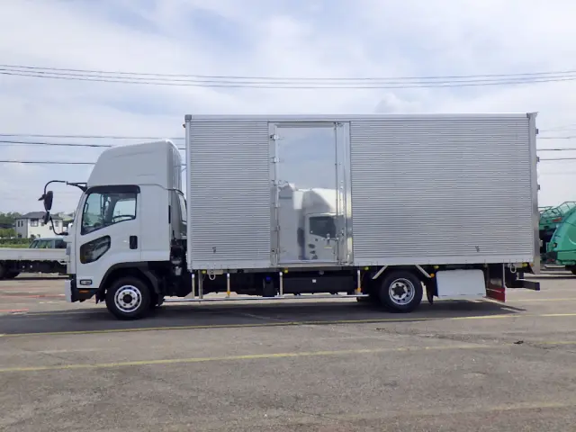 UD コンドル 2RG-BRR90T2(2WD)の写真4
