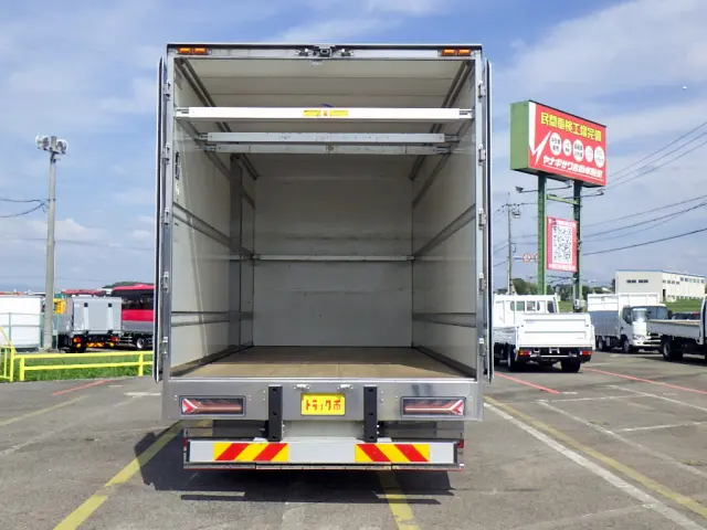 UD コンドル 2RG-BRR90T2(2WD)の写真7