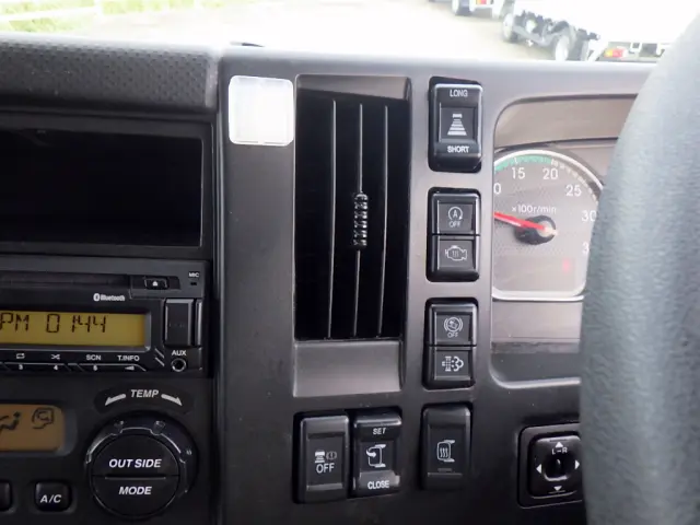 UD コンドル 2RG-BRR90T2(2WD)の写真25