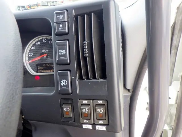 UD コンドル 2RG-BRR90T2(2WD)の写真26