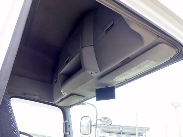 UD コンドル 2RG-BRR90T2(2WD)の写真30