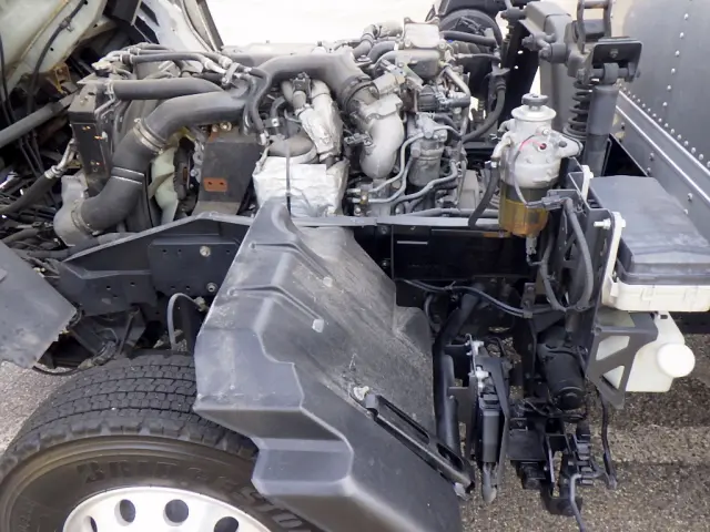 UD コンドル 2RG-BRR90T2(2WD)の写真38