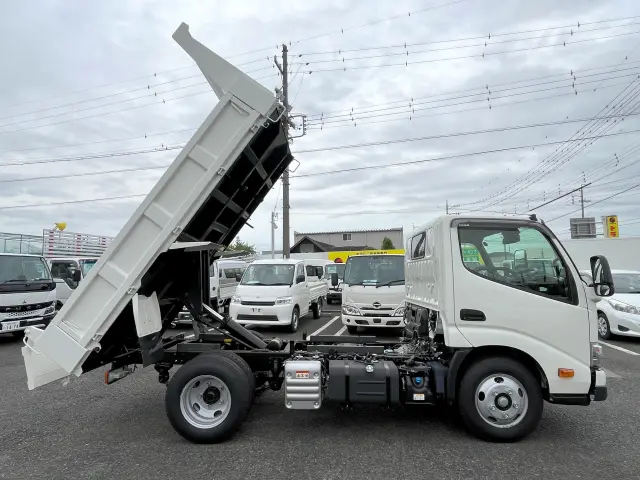日野 デュトロ 2WG-XZU603T(2WD)の写真9