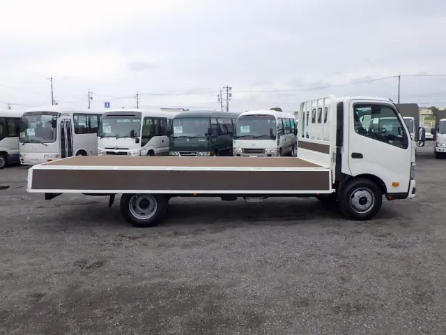 日野 デュトロ 2WG-XZU721M(2WD)の写真8