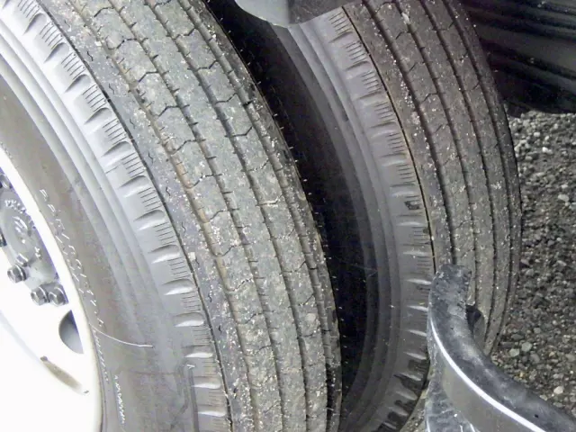 日野 デュトロ 2WG-XZU721M(2WD)の写真43