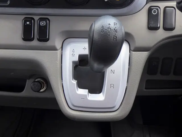 三菱 キャンター TPG-FBA50(2WD)の写真14