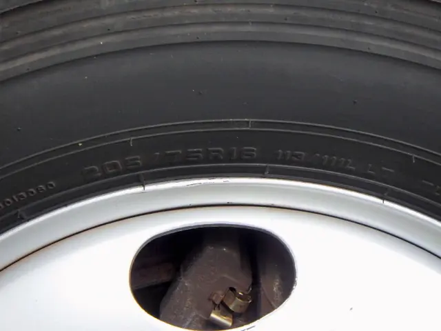 三菱 キャンター TPG-FBA50(2WD)の写真28