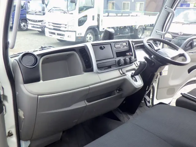 三菱 キャンター TPG-FBA50(2WD)の写真46