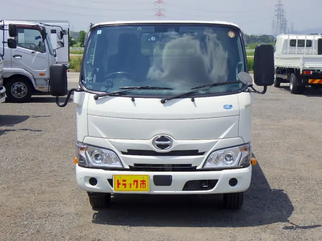 日野 デュトロ 2RG-XZC605M(2WD)の写真3