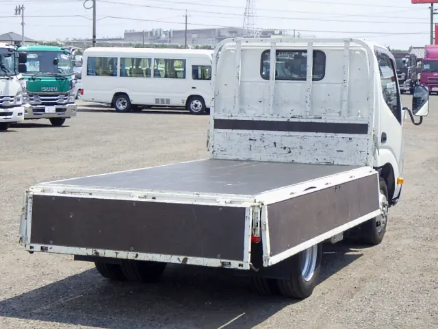 日野 デュトロ 2RG-XZC605M(2WD)の写真26
