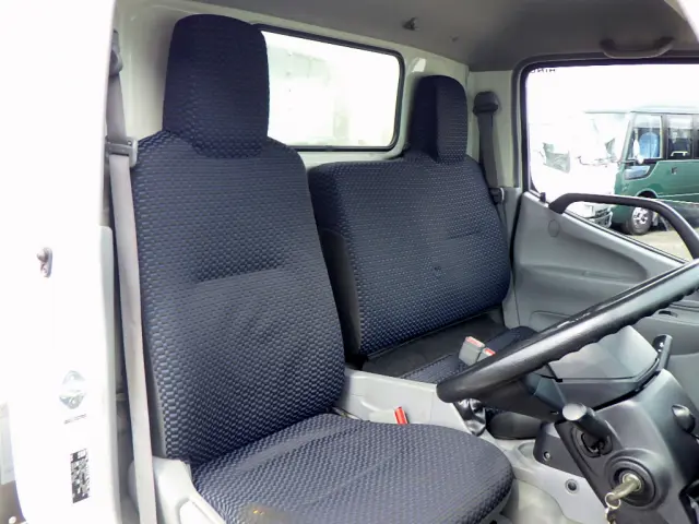 日野 デュトロ 2RG-XZU650M(2WD)の写真41
