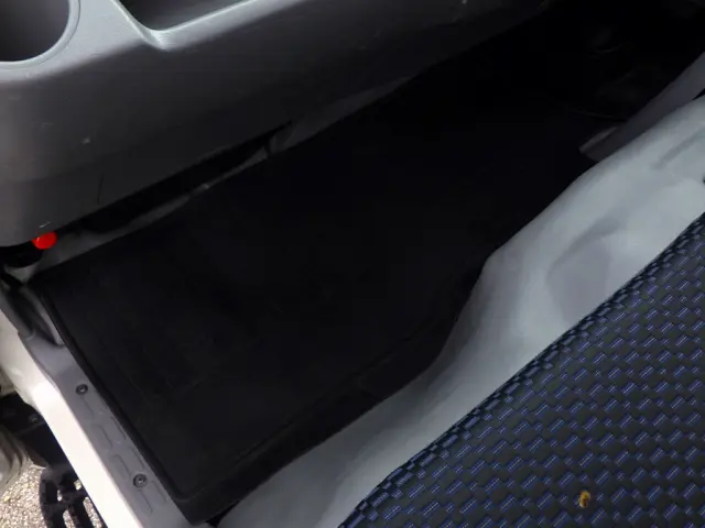 日野 デュトロ 2RG-XZU650M(2WD)の写真44