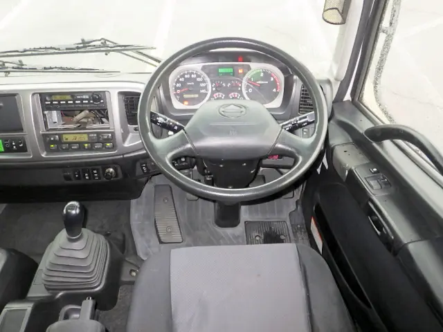 日野 レンジャー TKG-FD7JLAG(2WD)の写真18