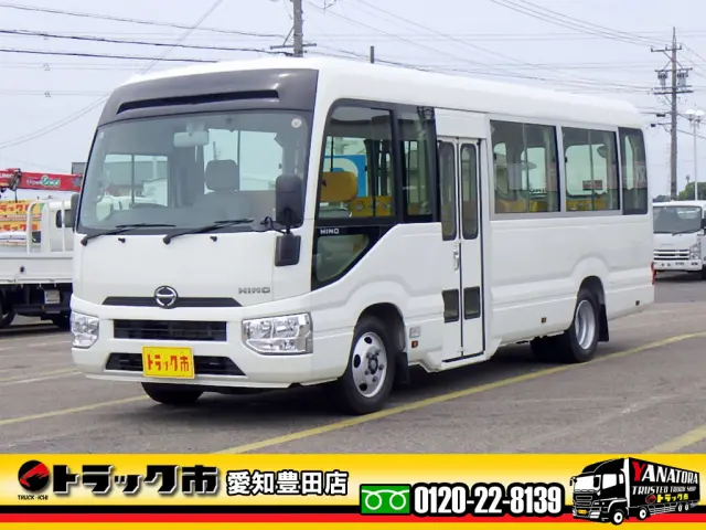 日野 リエッセⅡ 2DG-XZB70M(2WD)の写真1