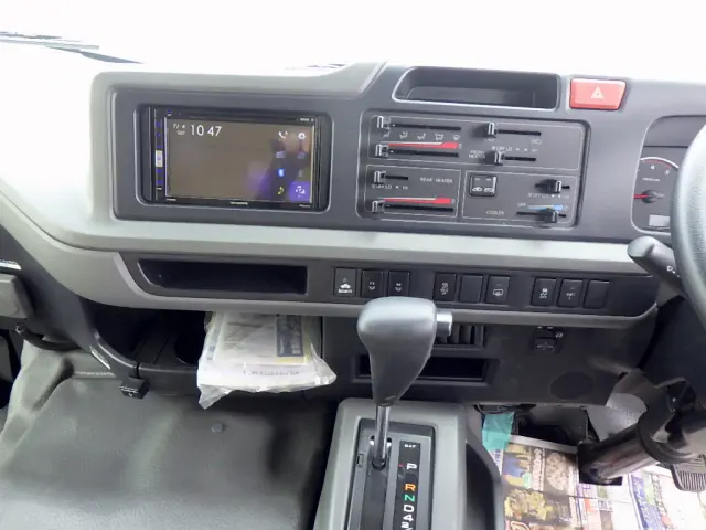 日野 リエッセⅡ 2DG-XZB70M(2WD)の写真16