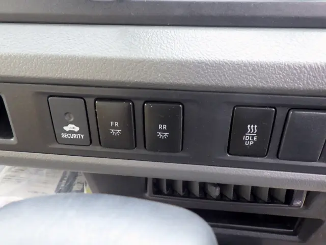 日野 リエッセⅡ 2DG-XZB70M(2WD)の写真20