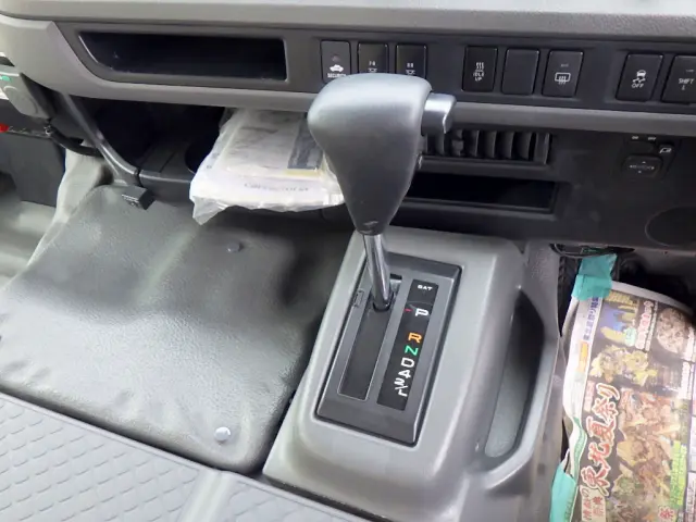日野 リエッセⅡ 2DG-XZB70M(2WD)の写真23