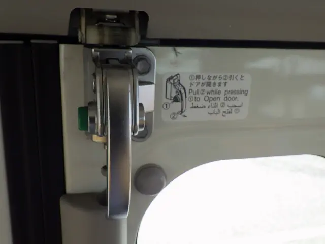 日野 リエッセⅡ 2DG-XZB70M(2WD)の写真33