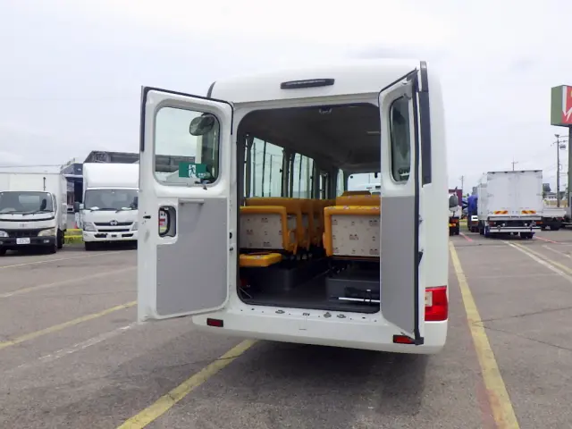 日野 リエッセⅡ 2DG-XZB70M(2WD)の写真43