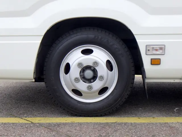日野 リエッセⅡ 2DG-XZB70M(2WD)の写真44