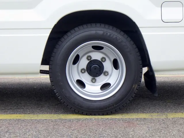 日野 リエッセⅡ 2DG-XZB70M(2WD)の写真46