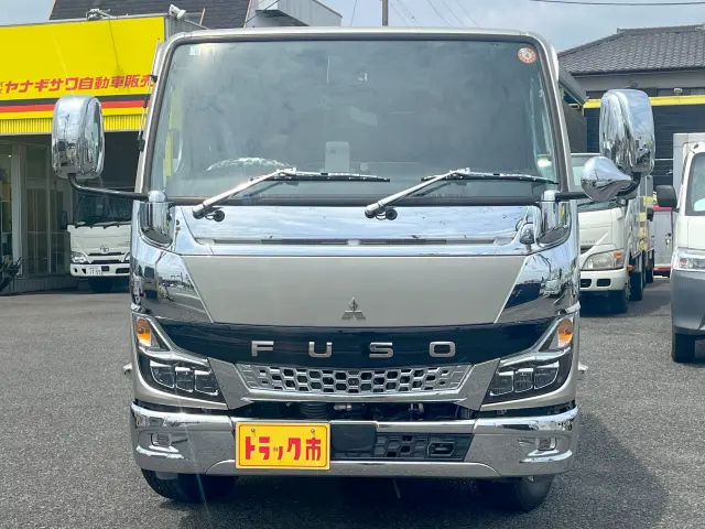 三菱 キャンター 2TG-FDA00(4WD)の写真2